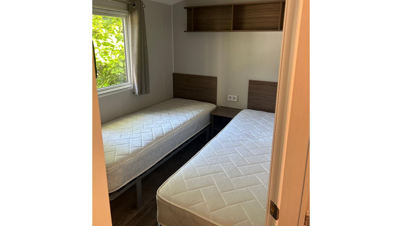 6 Willerby Lumic 10 x 3,7 – Zadeldak grafiet_interieur