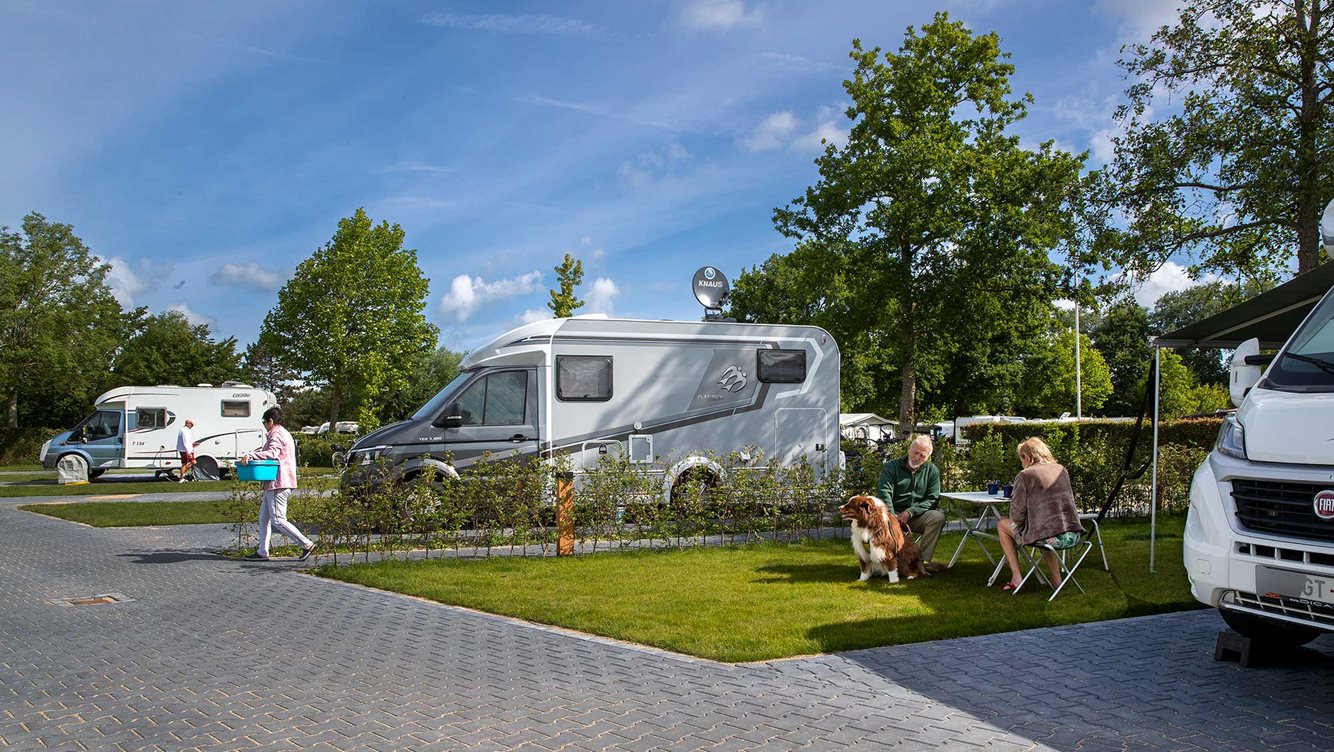 Campercomfortplaats kamperen Molecaten Park Wijde Blick 07
